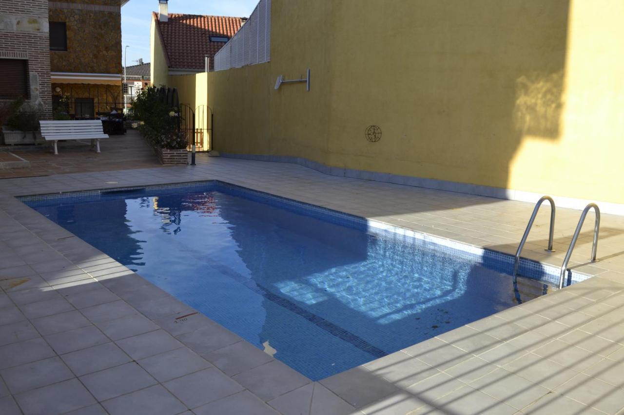 Apartamentos "Casa Rural De Aldea" Aldea del Fresno 外观 照片