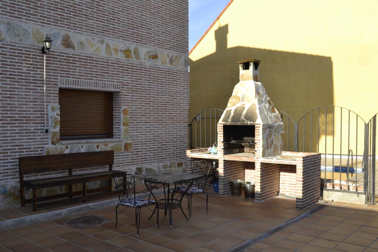 Apartamentos "Casa Rural De Aldea" Aldea del Fresno 外观 照片