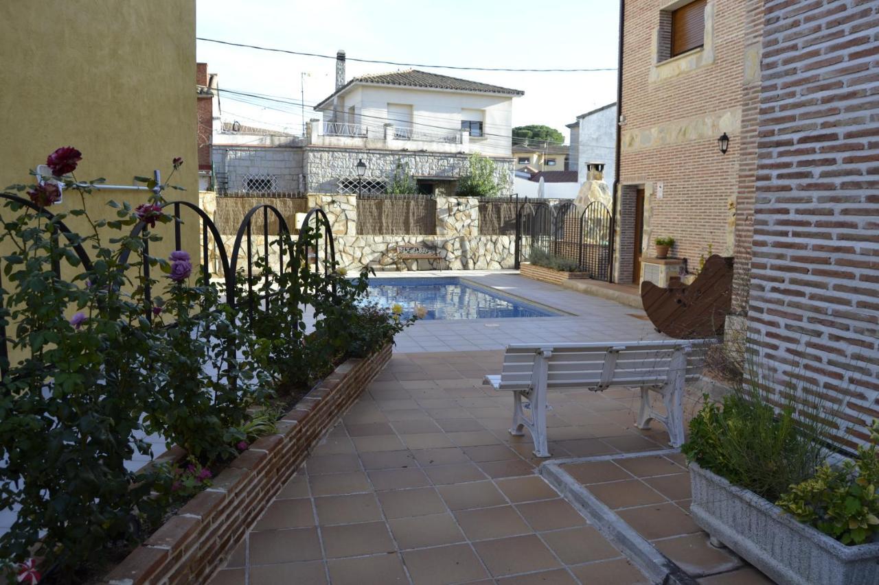 Apartamentos "Casa Rural De Aldea" Aldea del Fresno 外观 照片