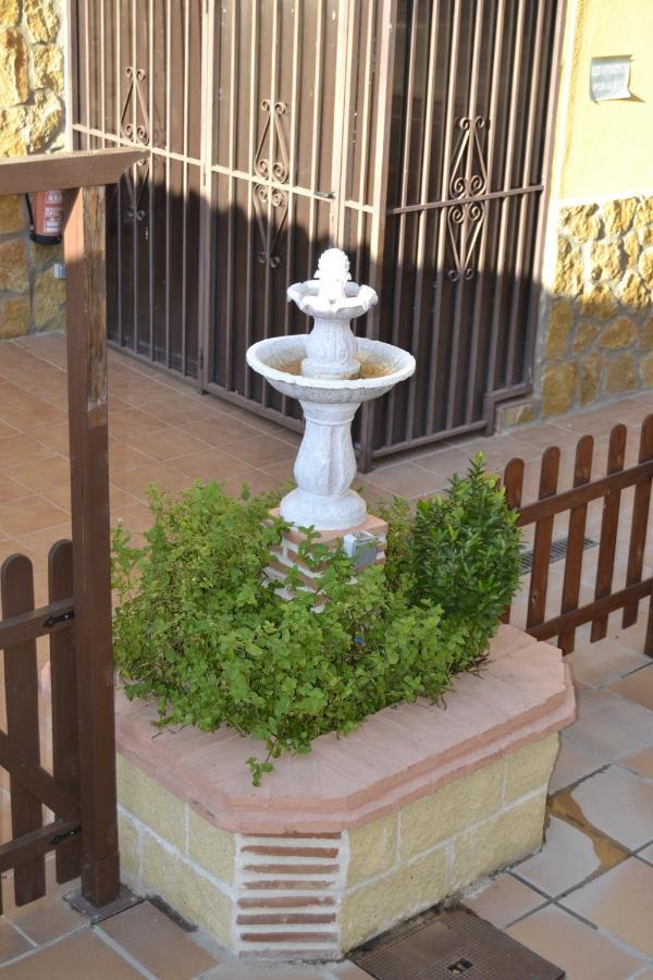 Apartamentos "Casa Rural De Aldea" Aldea del Fresno 外观 照片