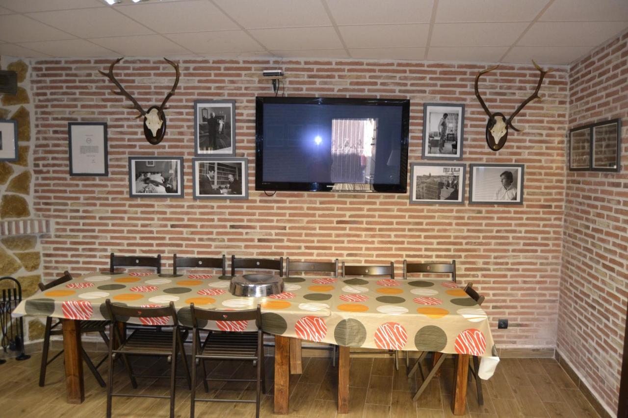 Apartamentos "Casa Rural De Aldea" Aldea del Fresno 外观 照片