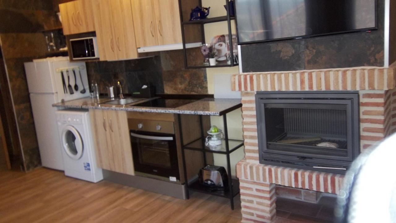 Apartamentos "Casa Rural De Aldea" Aldea del Fresno 外观 照片